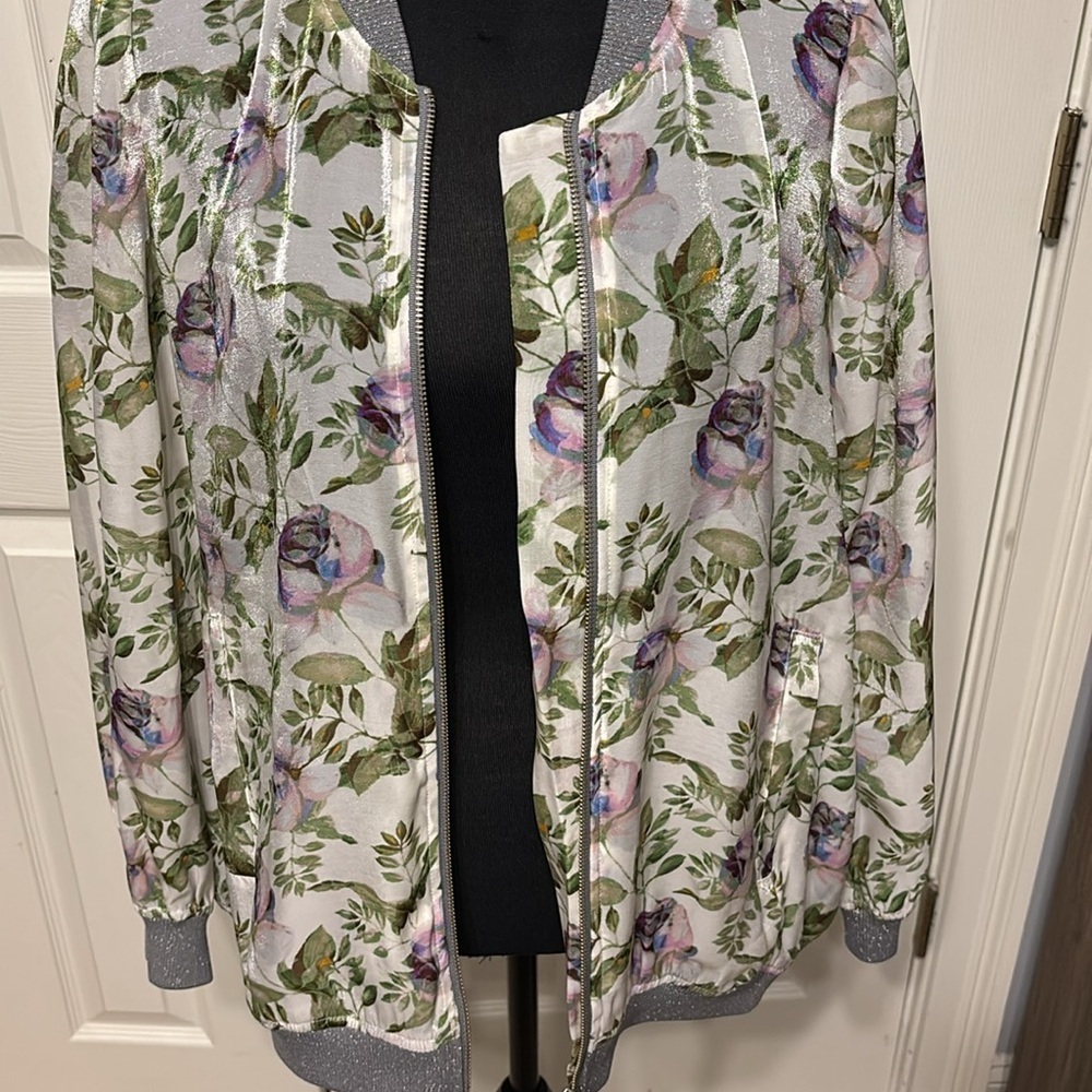 Inc. International Concepts Plus Mayfair Garden Bomber Jacket - Picture 4 of 13